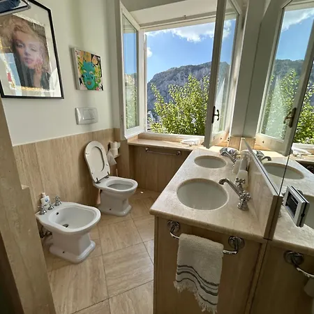 Апартаменты Roof Belvedere Капри