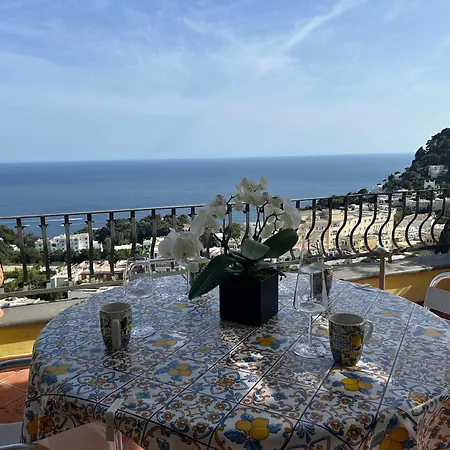 Апартаменты Roof Belvedere Капри